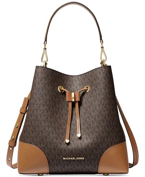 michael kors mercer gallery medium bucket bag|Michael Kors mercer medium.